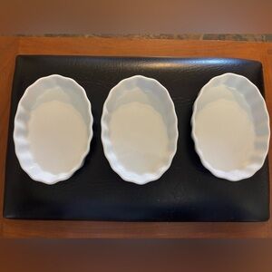 Set of Three White Oval Ceramic Crème Brûlée Dishes